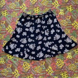1970s Neutral Floral Print Skirt
